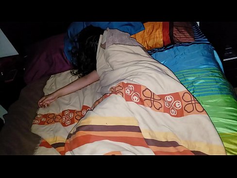 ❤️ Stepson berating a sua jovem madrasta enquanto ela dorme. ️❌ Apenas porno em porno pt.pornplaybb.ru
